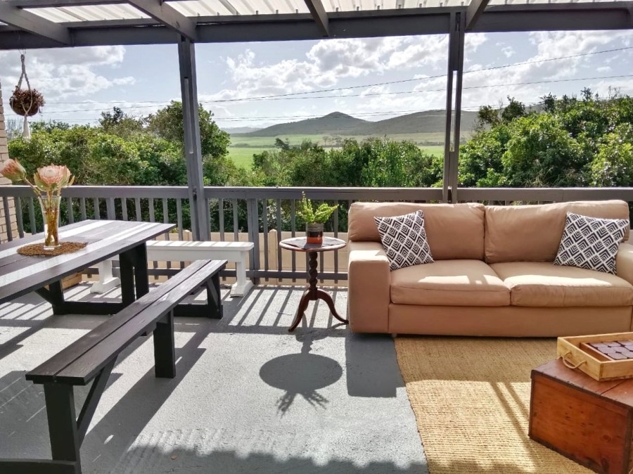 2 Bedroom Property for Sale in Fraaiuitsig Western Cape